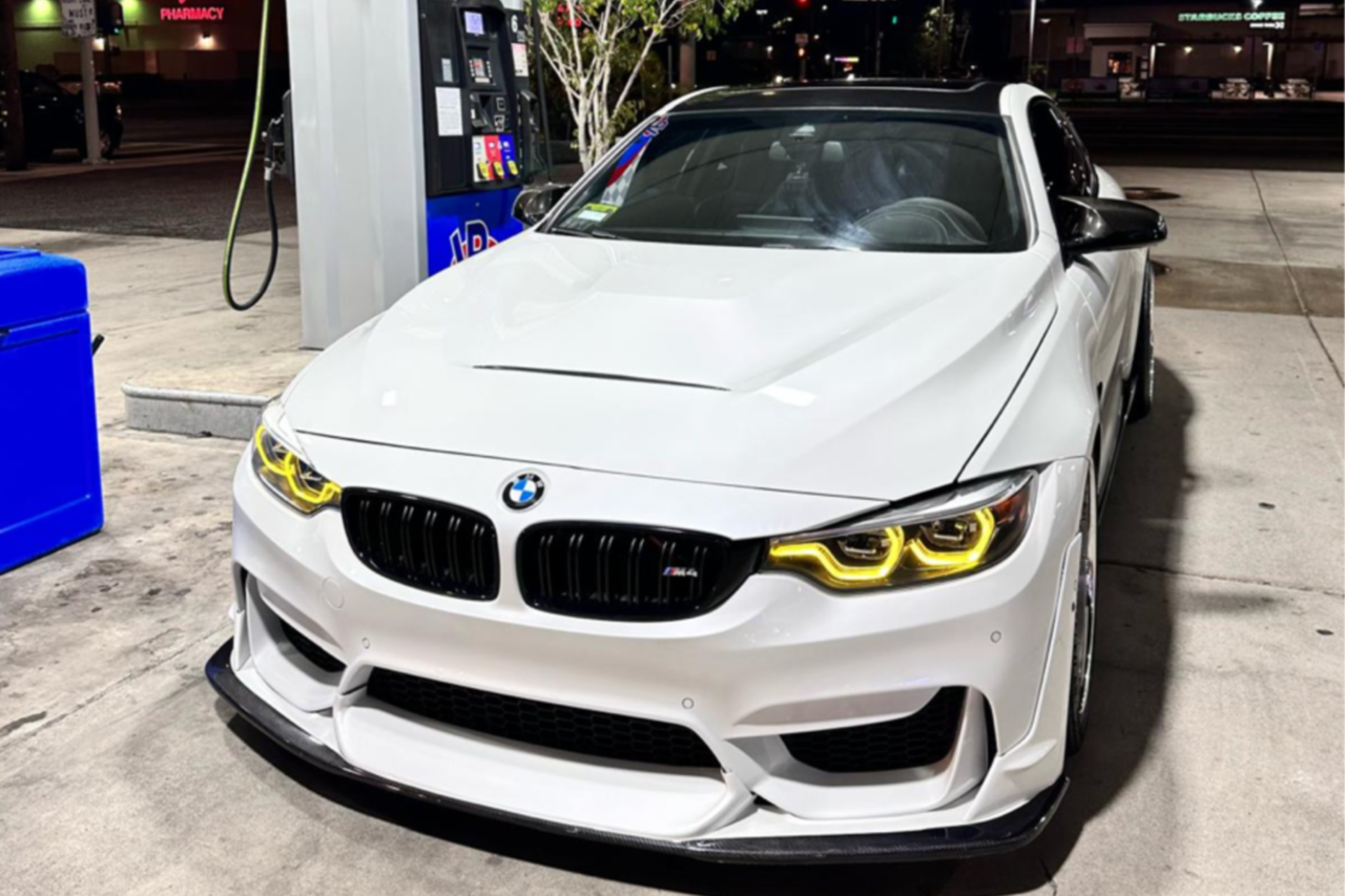 BMW F80 M3 / F82 M4 YELLOW/WHITE Color Switching IKON Motorsports Style Headlights – Full LED