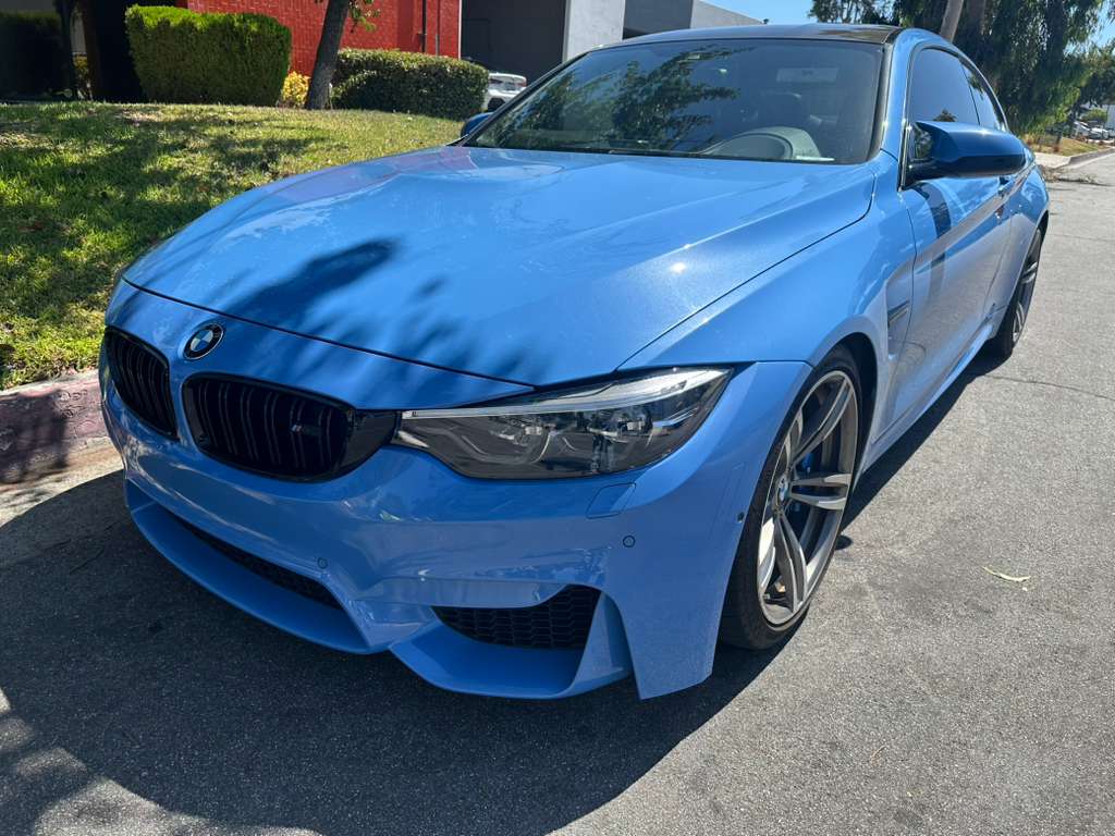 BMW F80 M3 / F82 M4 YELLOW/WHITE Color Switching IKON Motorsports Style Headlights – Full LED